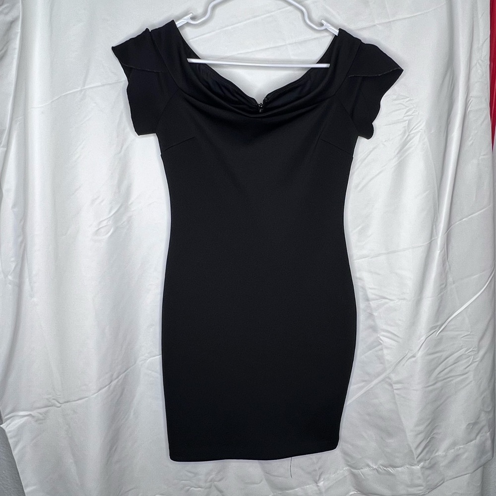 Black bodycon dress